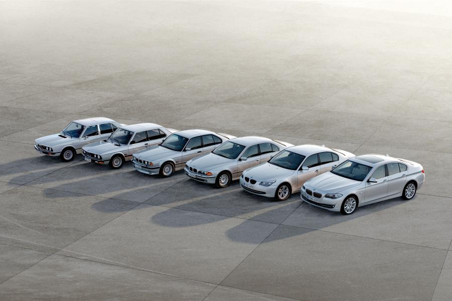  BMW 5-Series 2010 года  (фото 41 из 117)